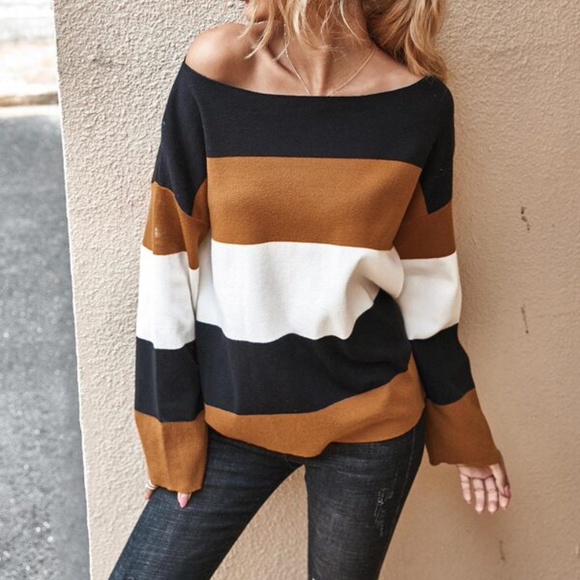 BellanBlue Sweaters - Cozy Black color block Oversized side slit sweater